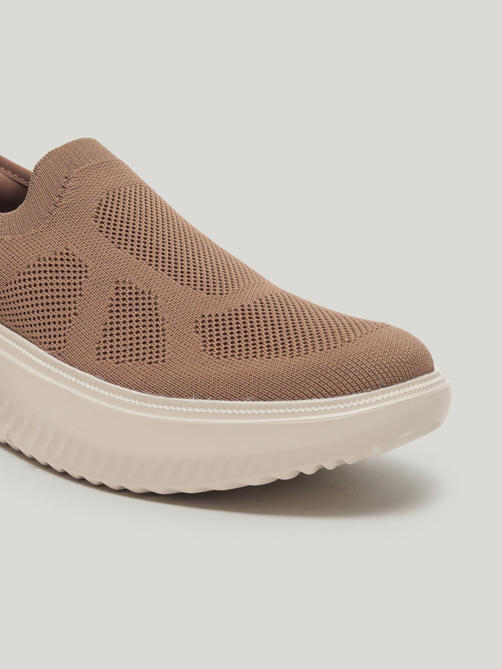 JM112 - Men's Slip-In Shoes Mocha
