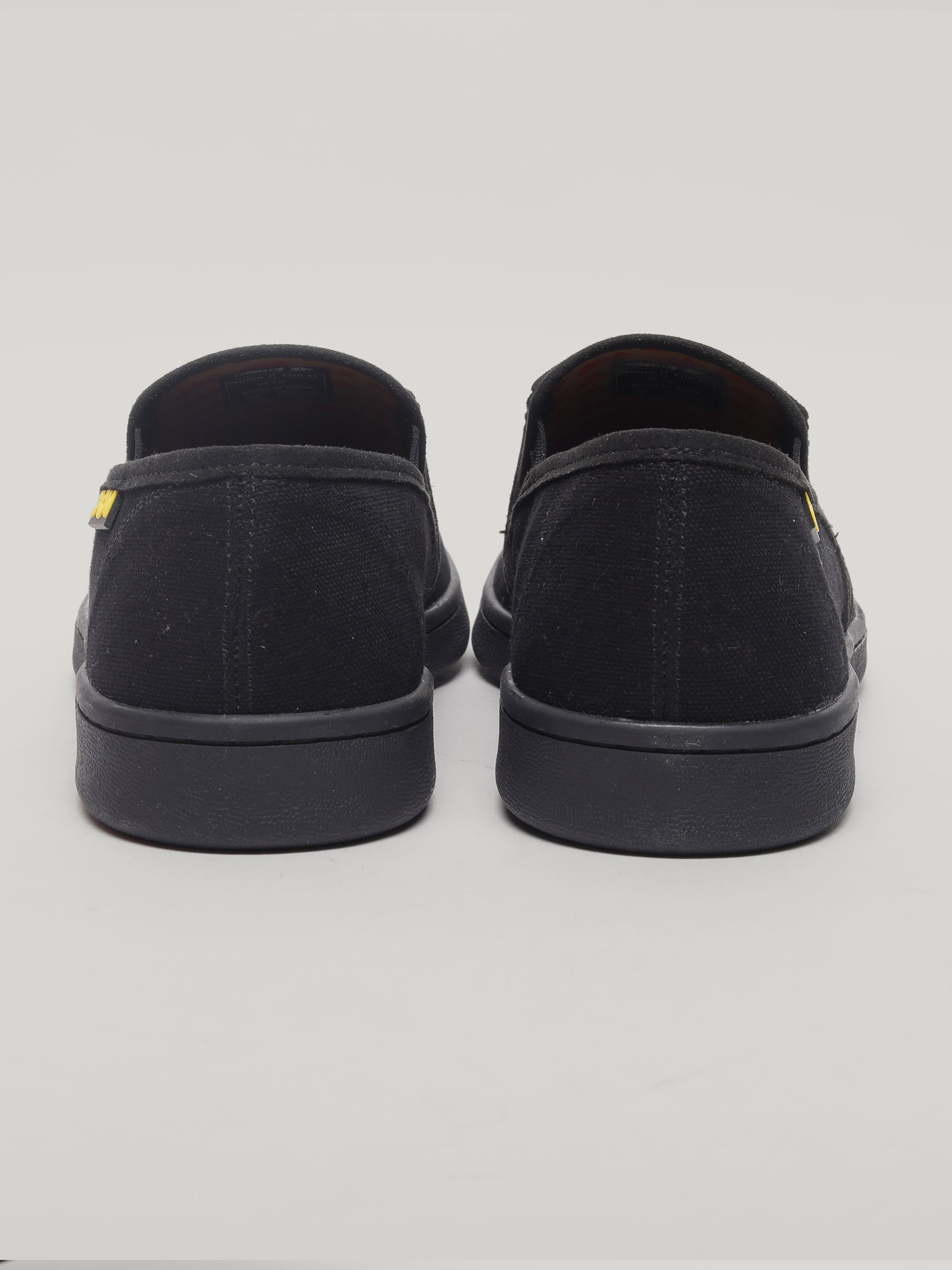 JM079 - Men's Canvas Shoes Black