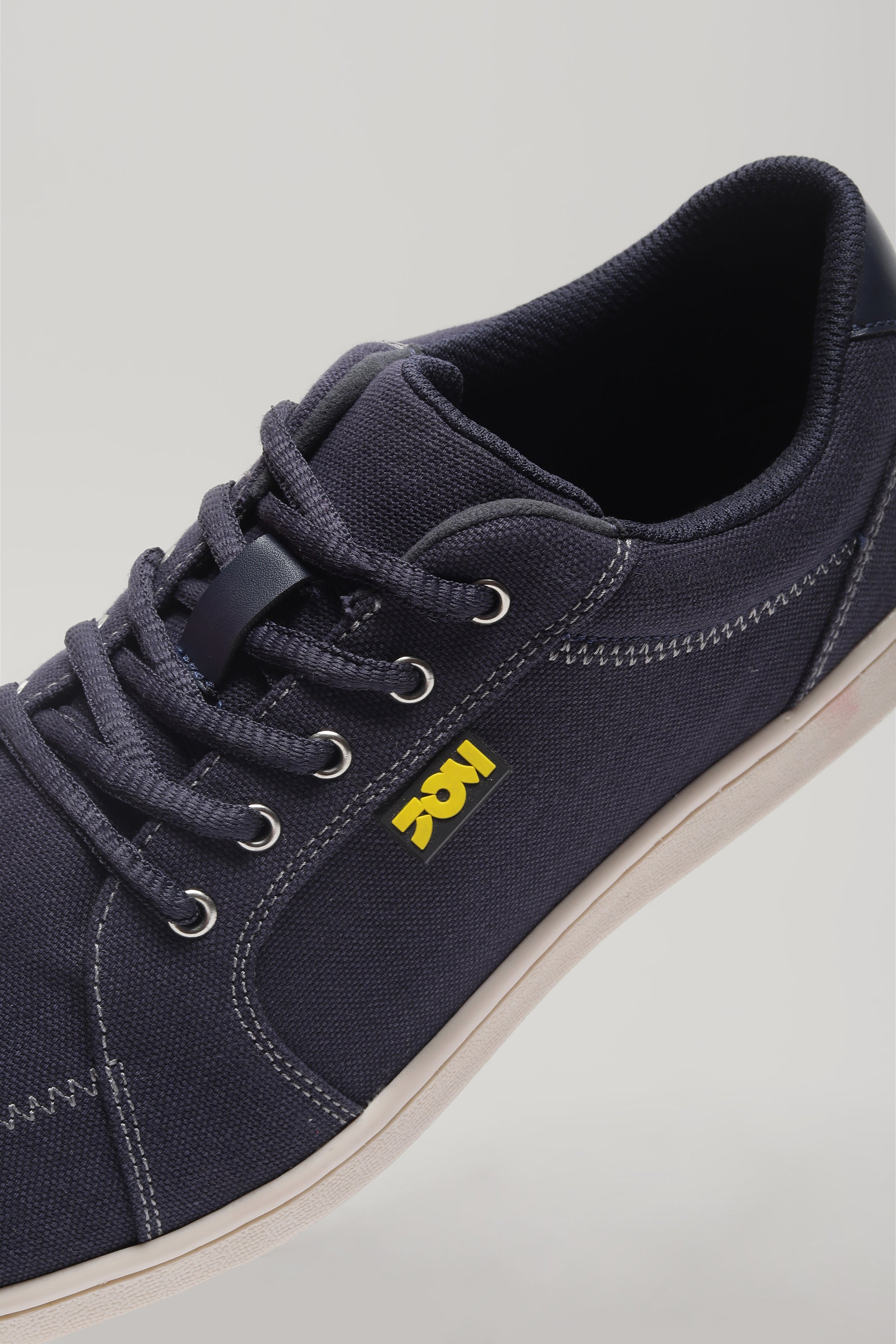 JM078 - Men's Canvas Shoes Navy