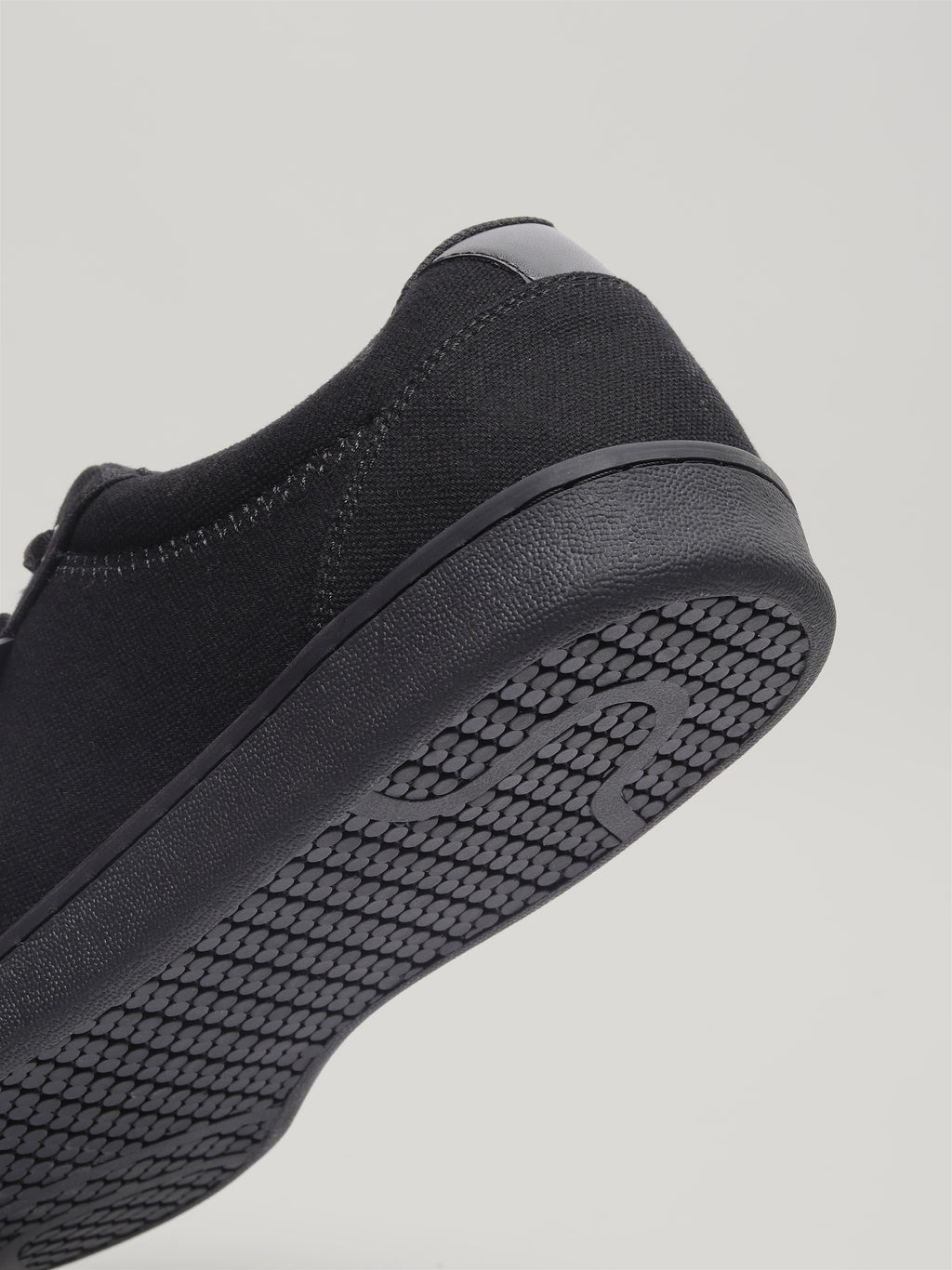 JM078 - Men's Canvas Shoes Black