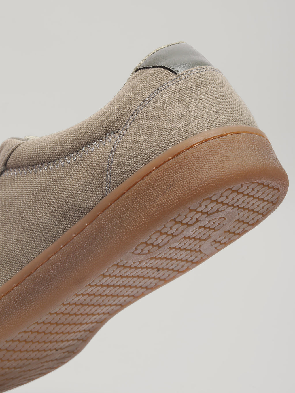 JM078 - Men's Canvas Shoes Khaki