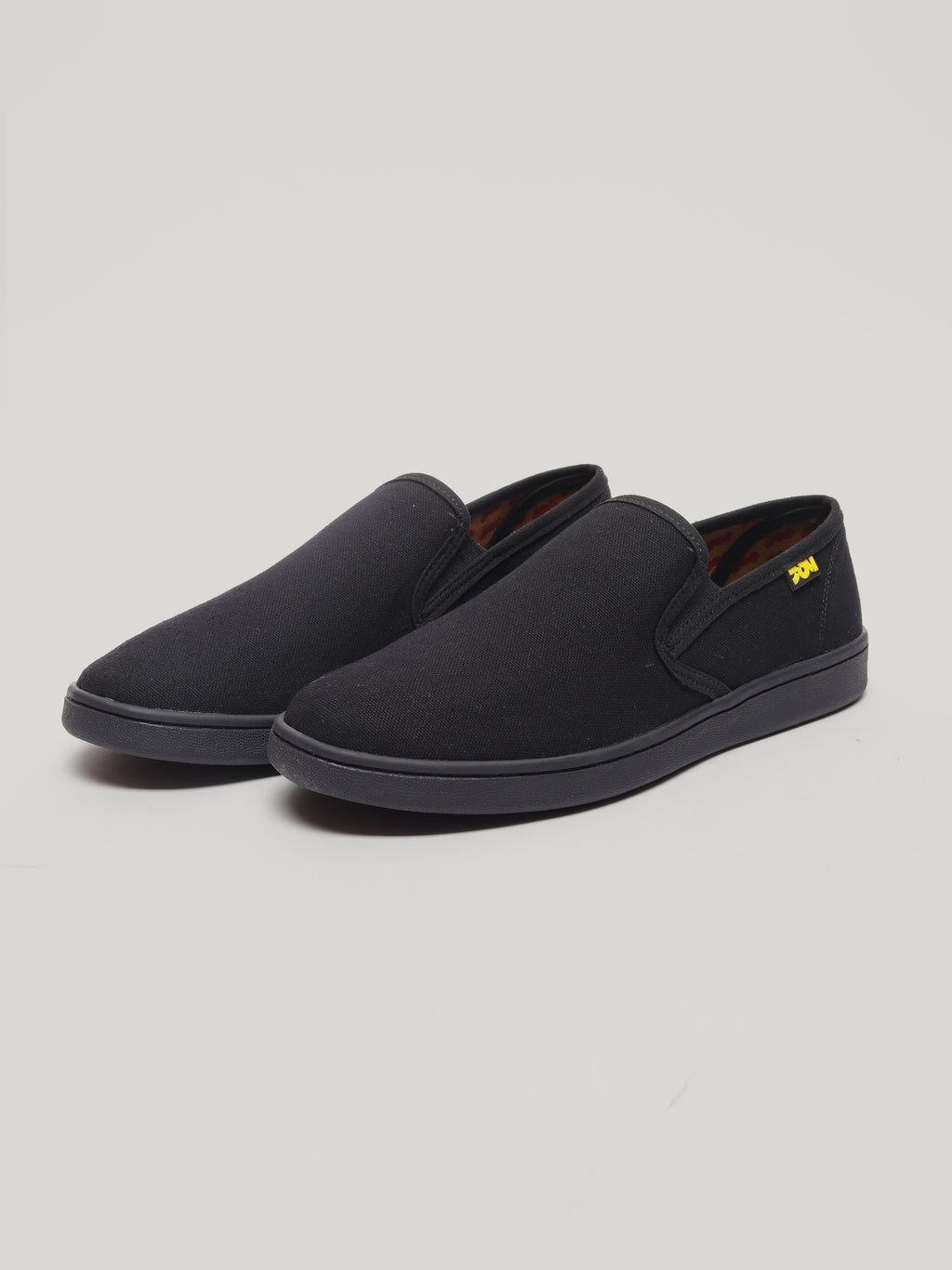 JM079 - Men's Canvas Shoes Black