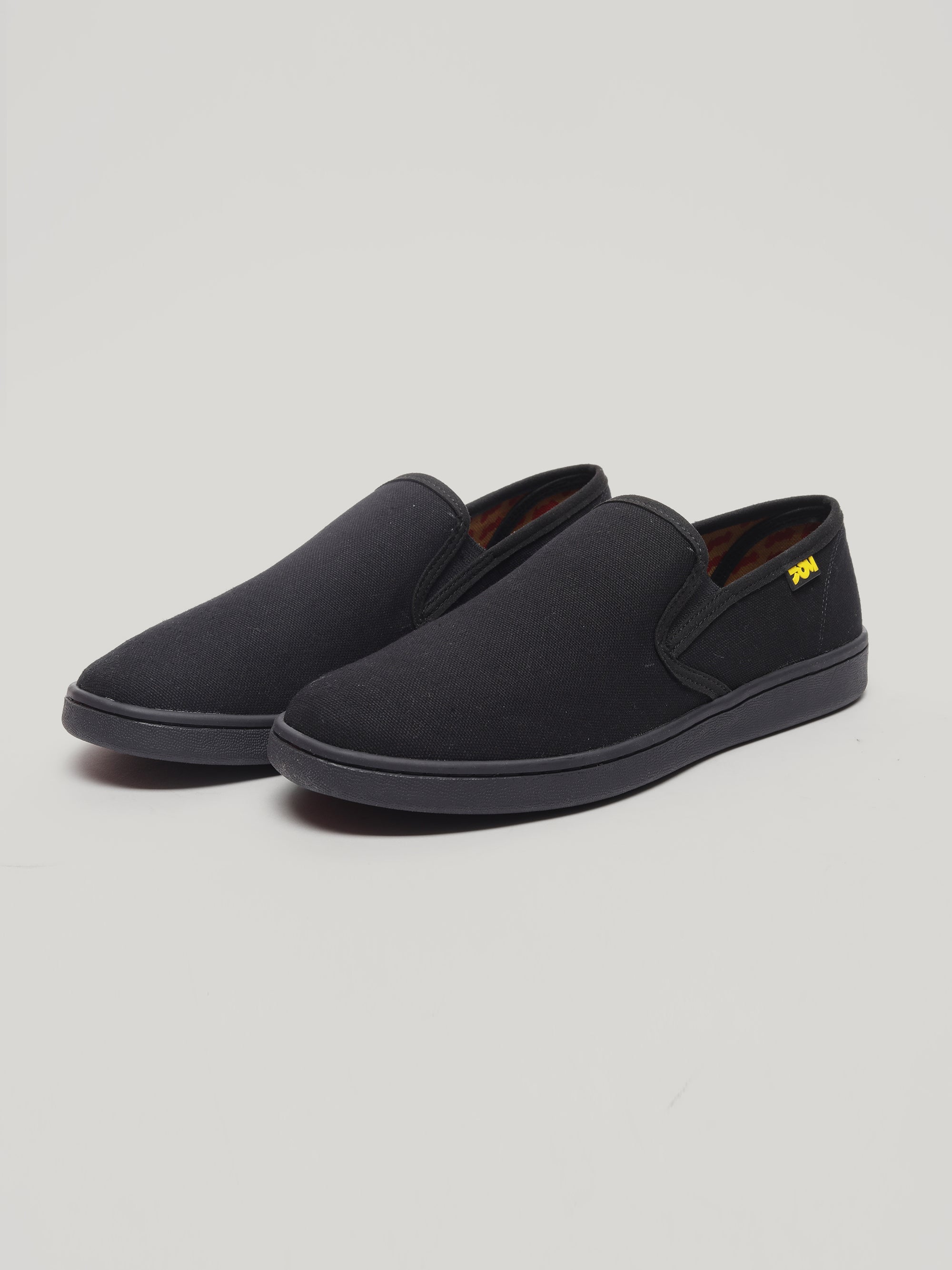 JM079 - Men's Canvas Shoes Black