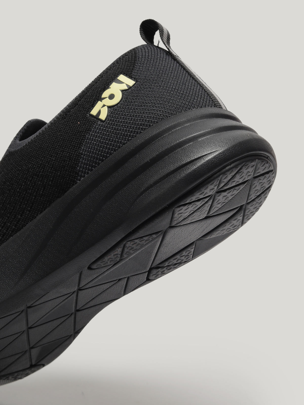 JM104 - Men's Slip On Shoes Black