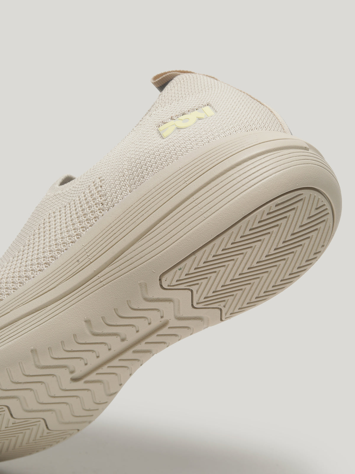 JM109 - Men's Slip On Shoes Beige