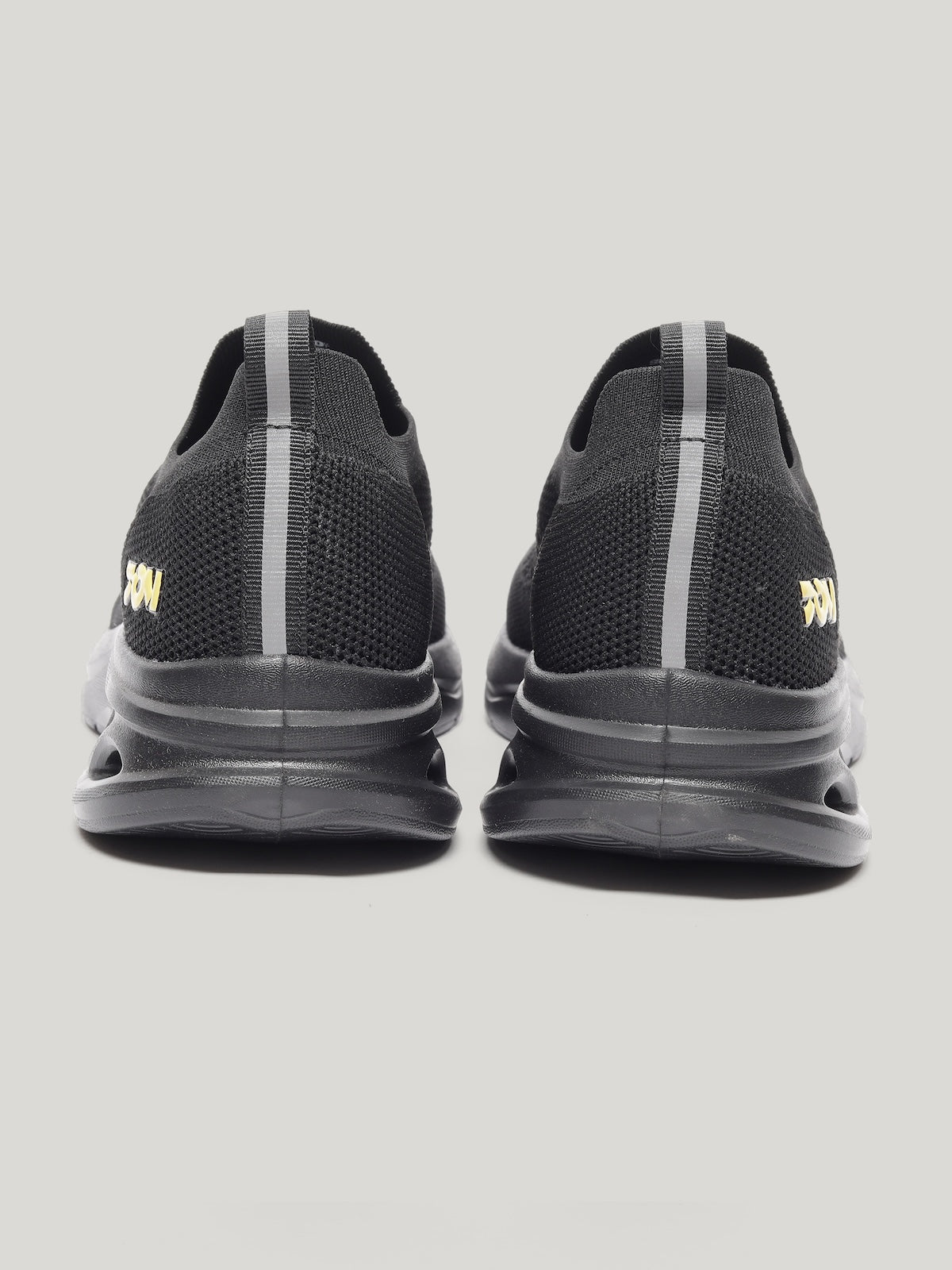 JM069 - Men's Slip On Shoes Black