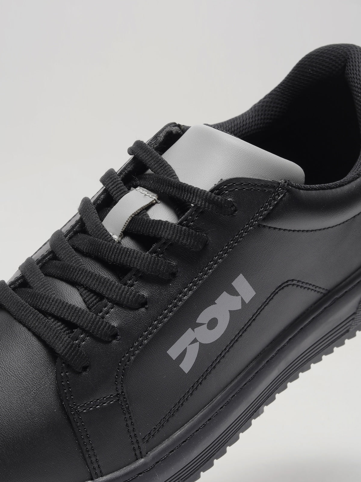 JM072 - Men's Lace up Shoes Black