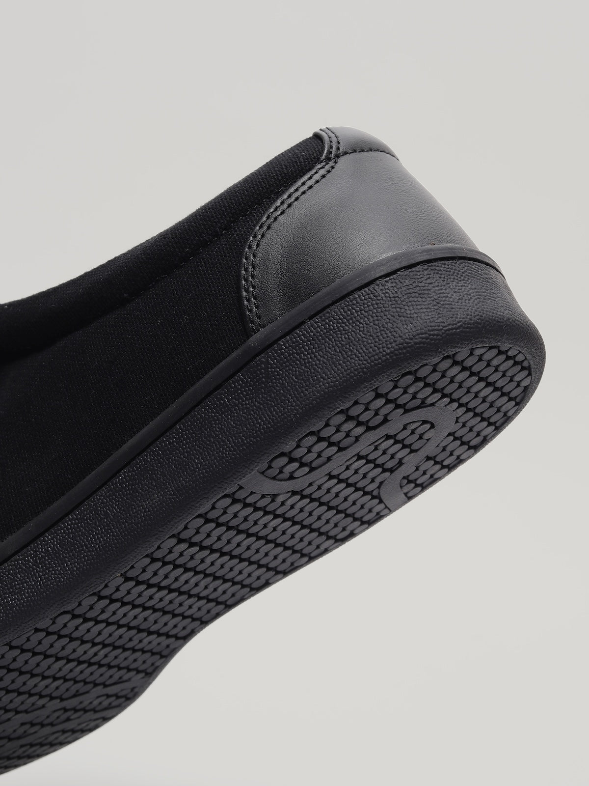JM076 - Men's Canvas Shoes Black