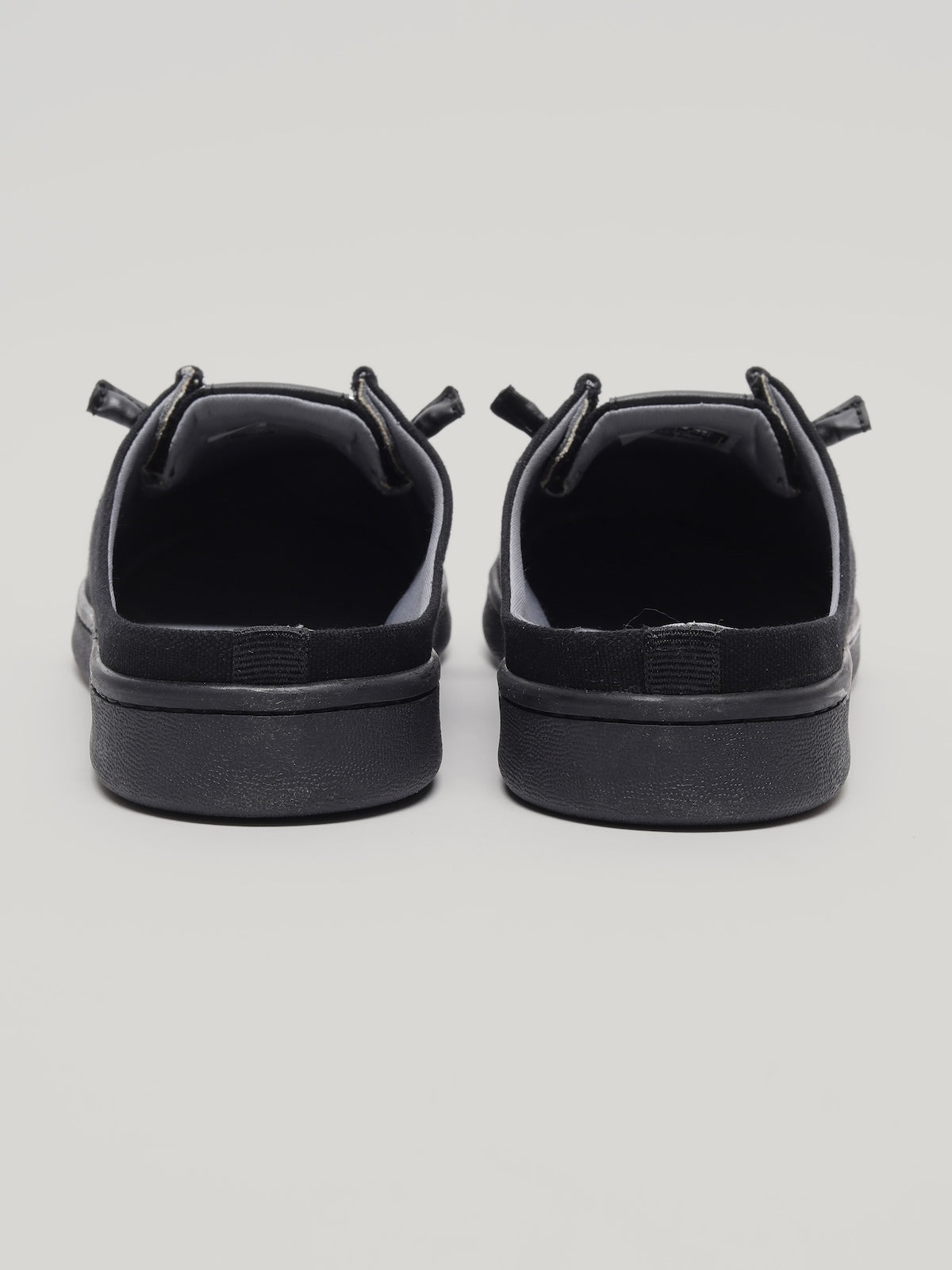 JM077 - Men's Canvas Mules Black