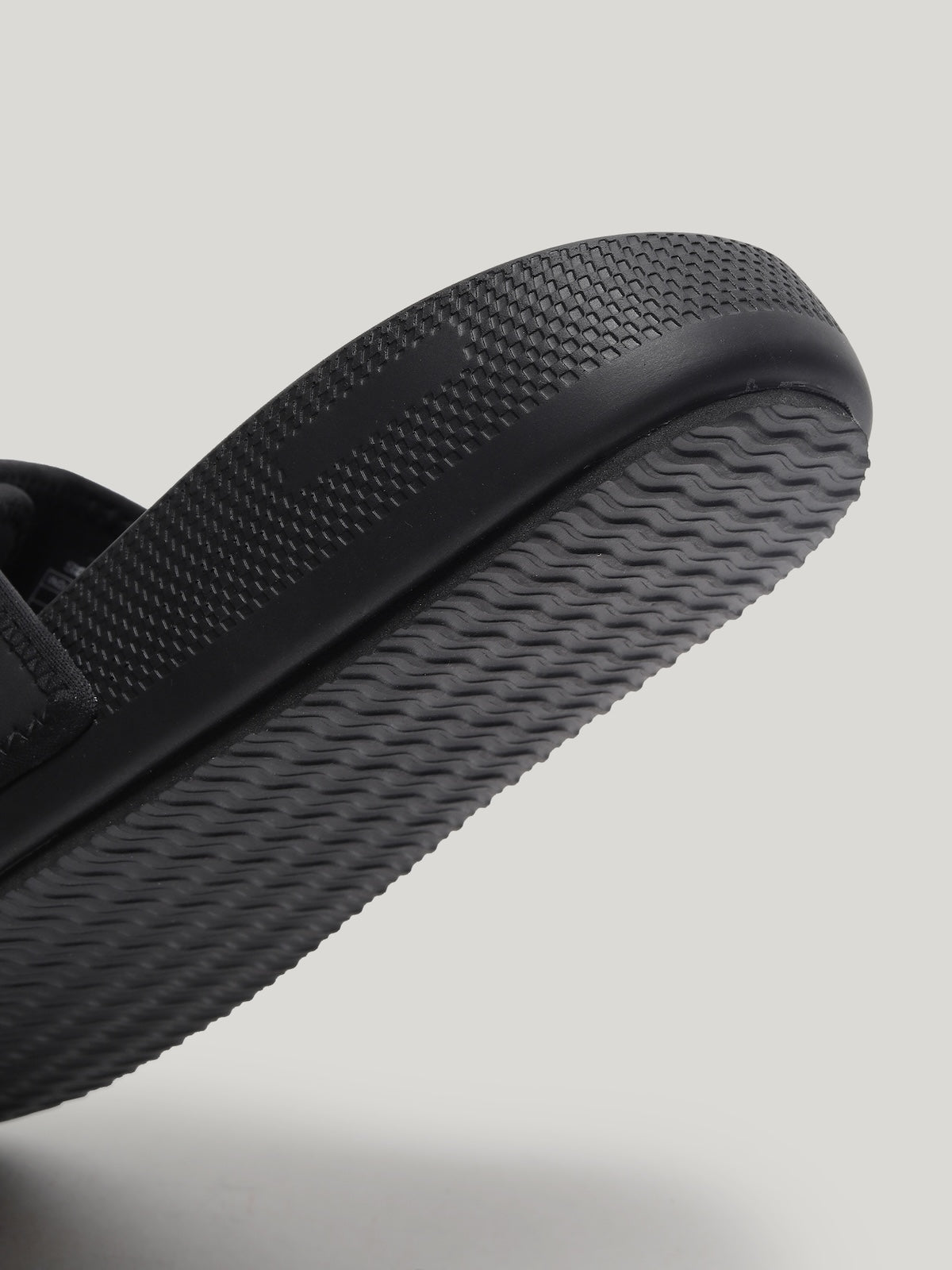 JMS032 - Men's Slides Black