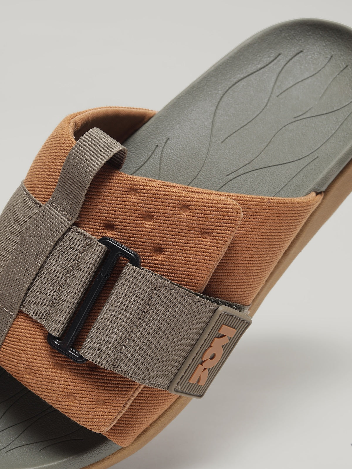 JMS035 - Men's Slides Sand