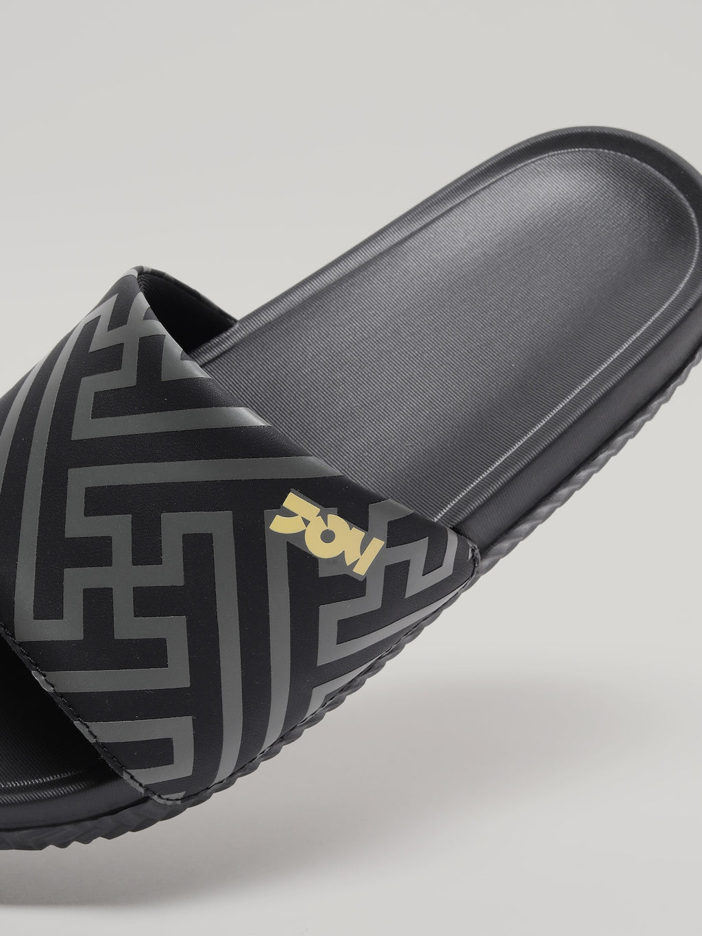 JMS046 - Men's Slides Black