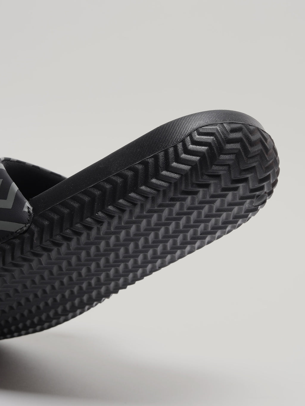 JMS046 - Men's Slides Black