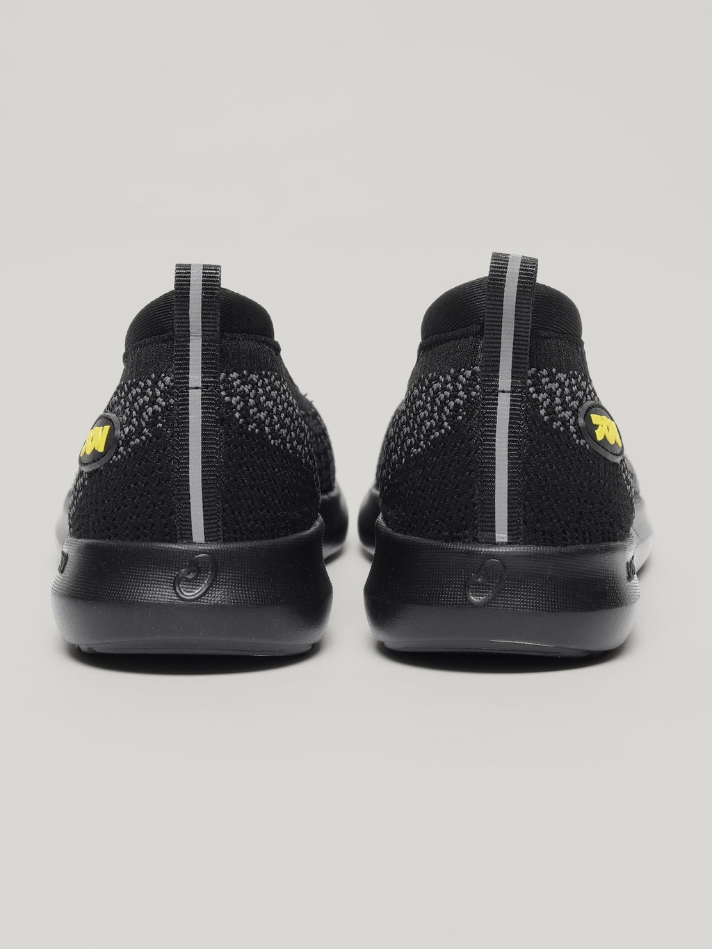 JW040 - Women's Slip On Shoes Black