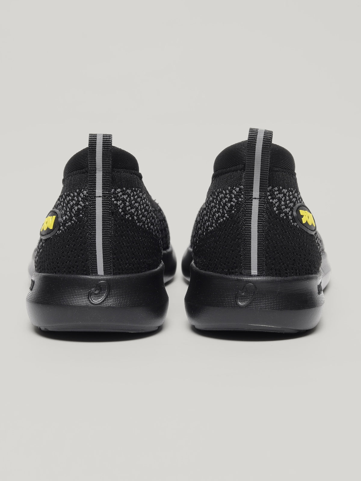 JW040 - Women's Slip On Shoes Black