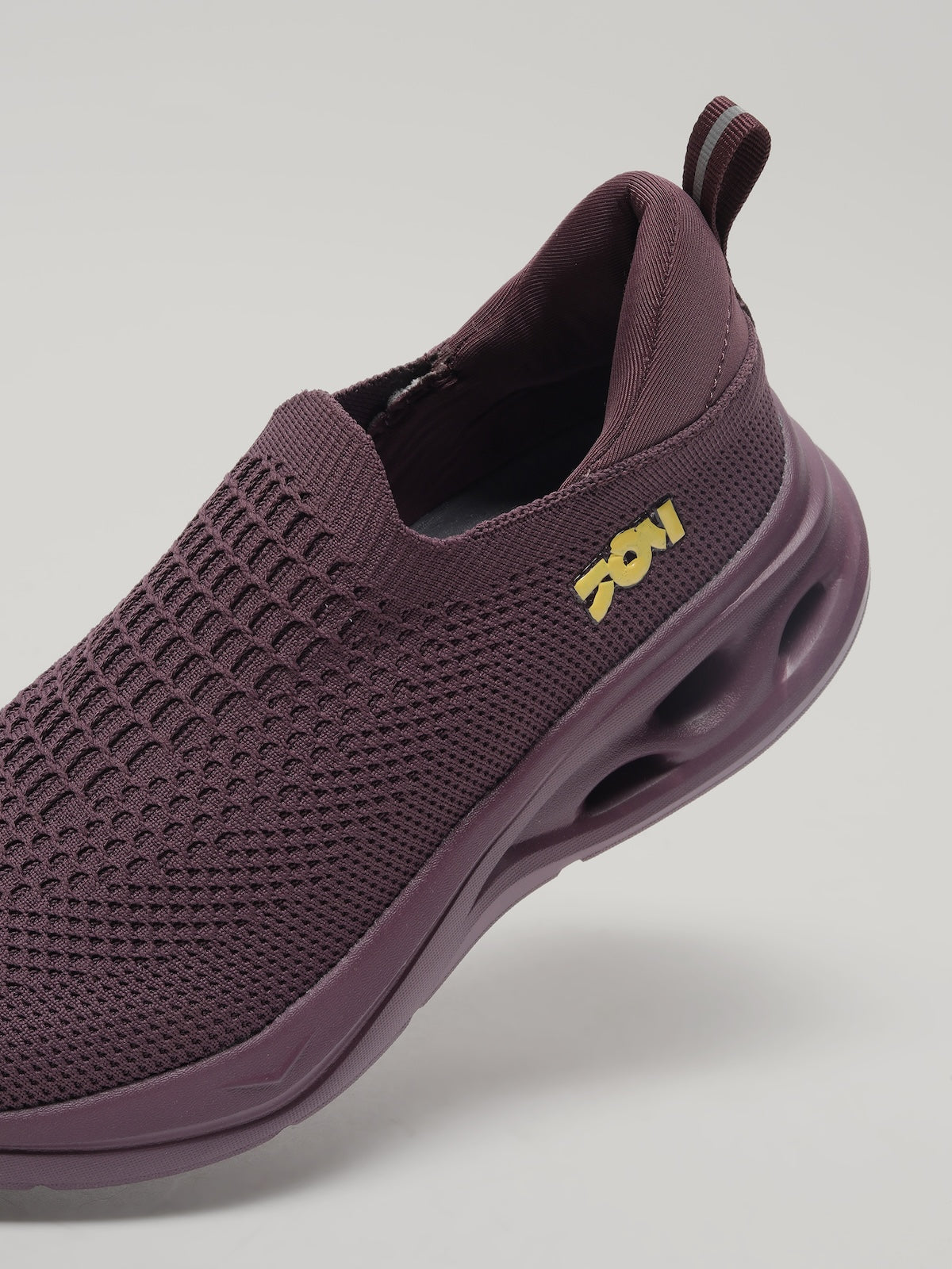 JW057 - Women's Slip On Shoes Burgundy