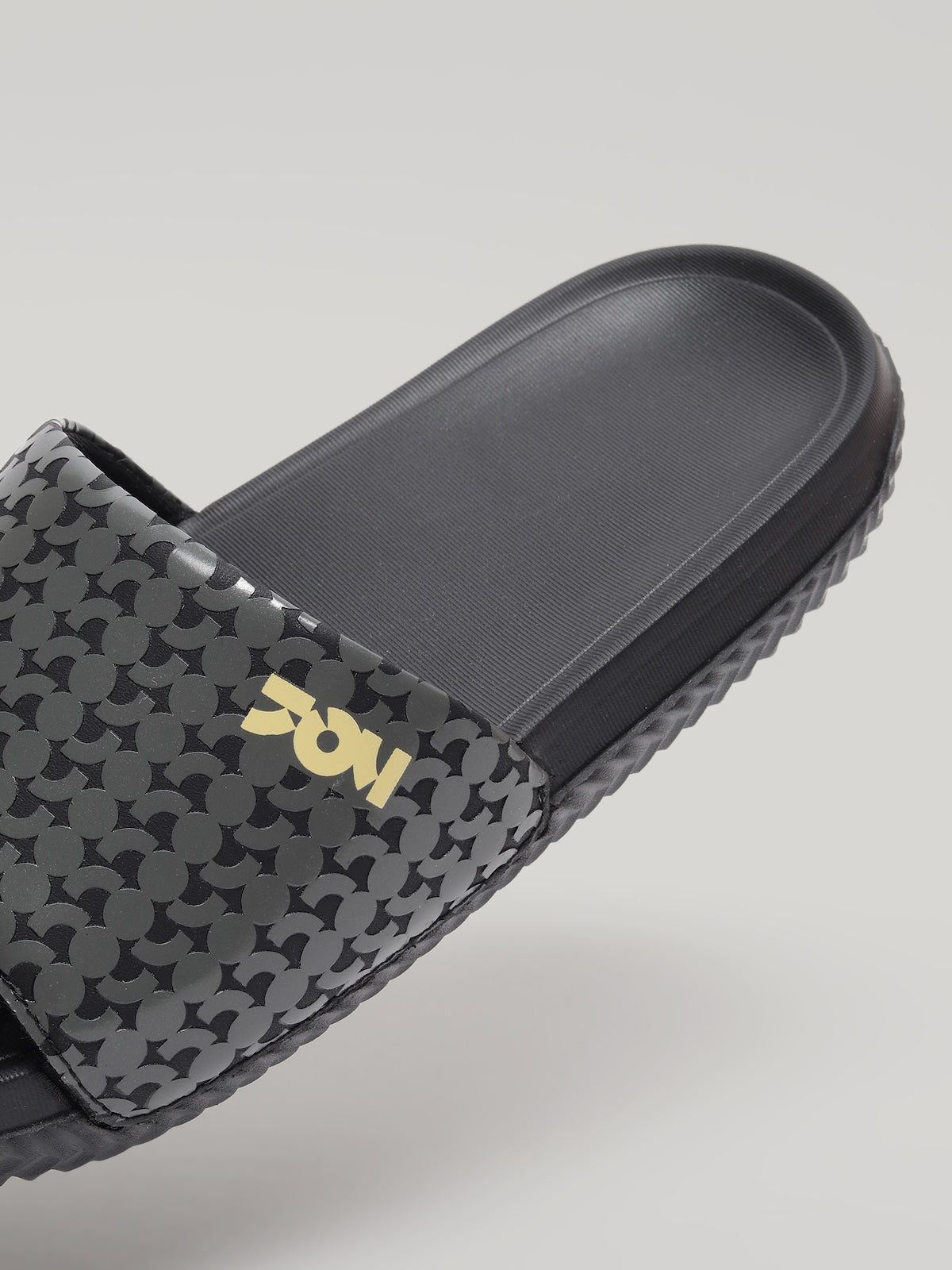 JWS018 - Women's Slides Black