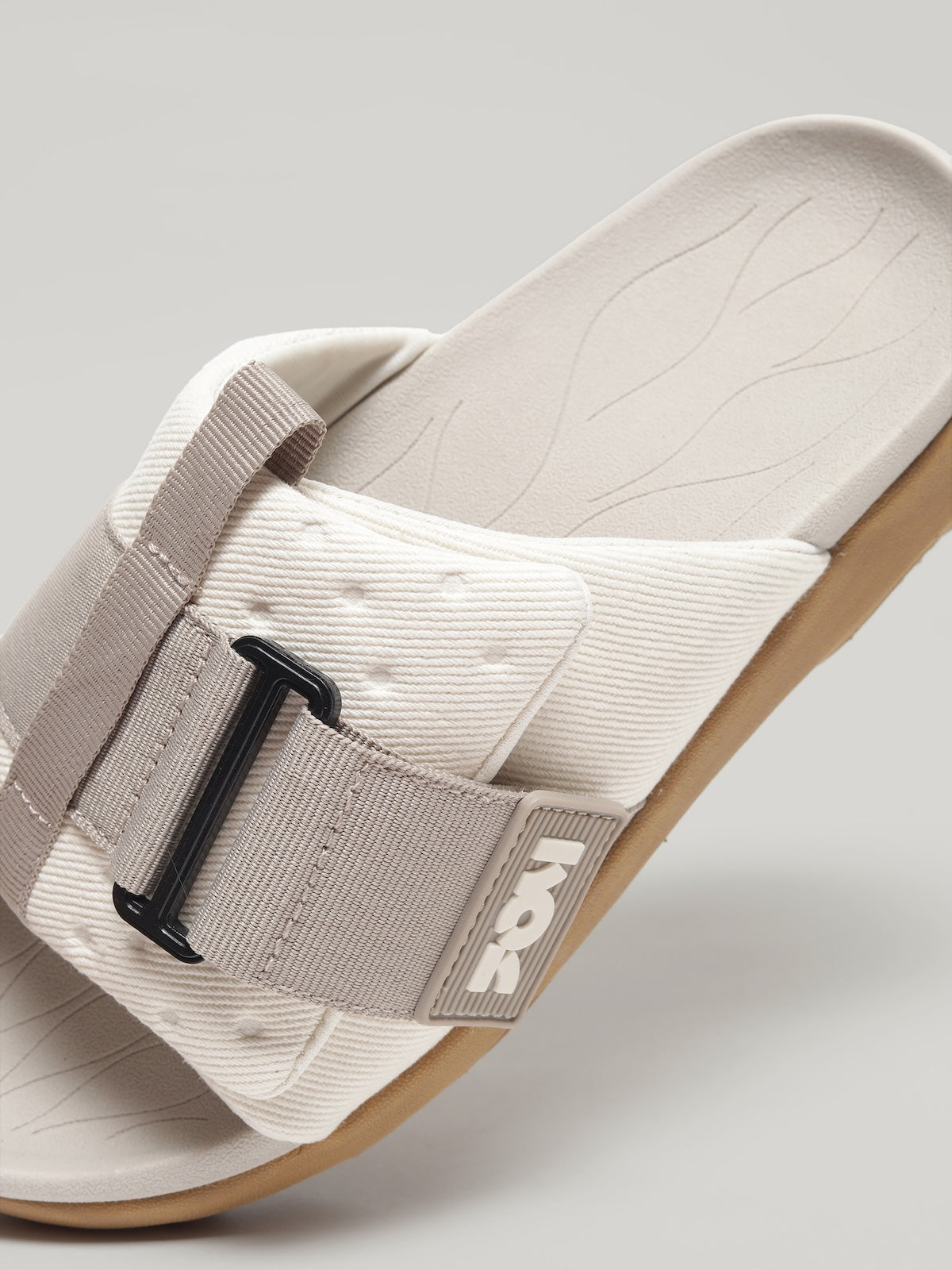 JWS035 - Women's Slides Cream